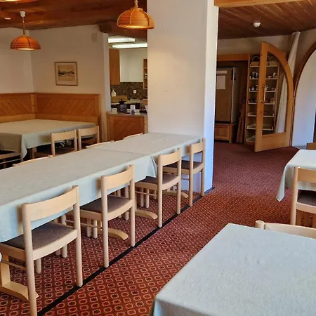 Chesa Bellaval, Haus Chamuotsch 2-zimmerwohnung * Silvaplana